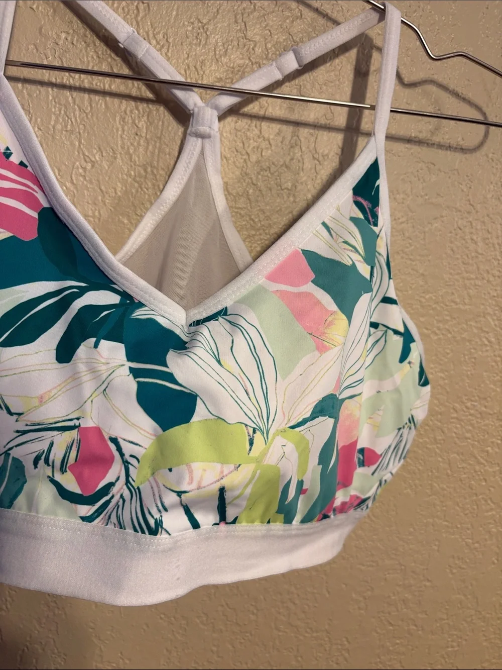 Athletic Works wireless bra, floral padded size XL 16-18